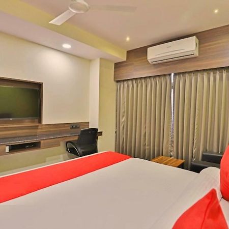 Genx Surat By 1589 Hotels Palsana  Екстер'єр фото