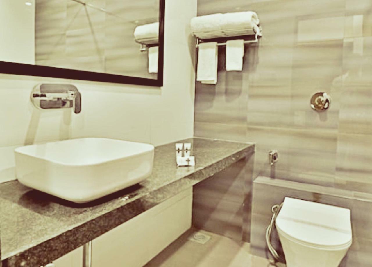 Genx Surat By 1589 Hotels Palsana  Екстер'єр фото